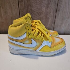 Nike Court Force High 316117-711 Women's High Top Shoes Yellow And White Size 7
